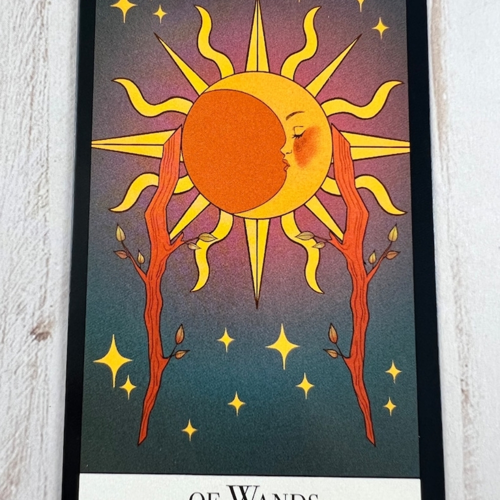 The Essential Tarot Cards | A 78-Card Deck with Guidebook - Picture 3 of 4